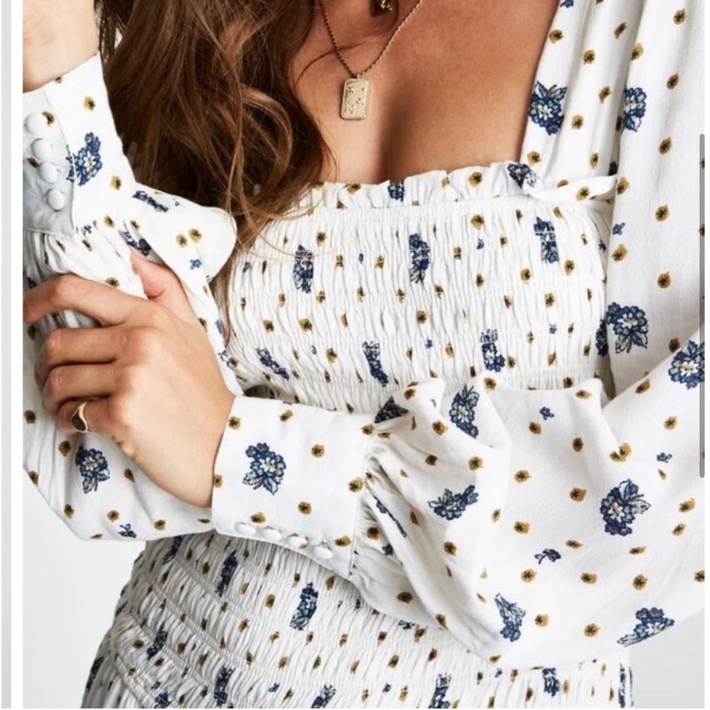 Free People Floral Two Faces Mini Dress Sz S White Smocked Long Sleeve Flowy - Picture 3 of 12